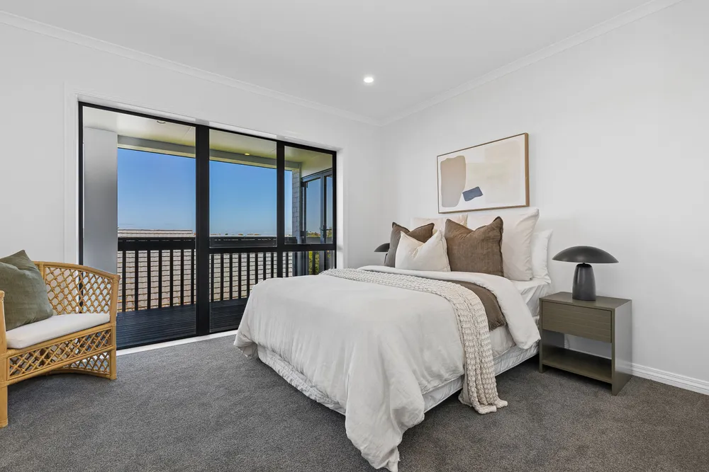 Photos of 20 Admiralty Rise