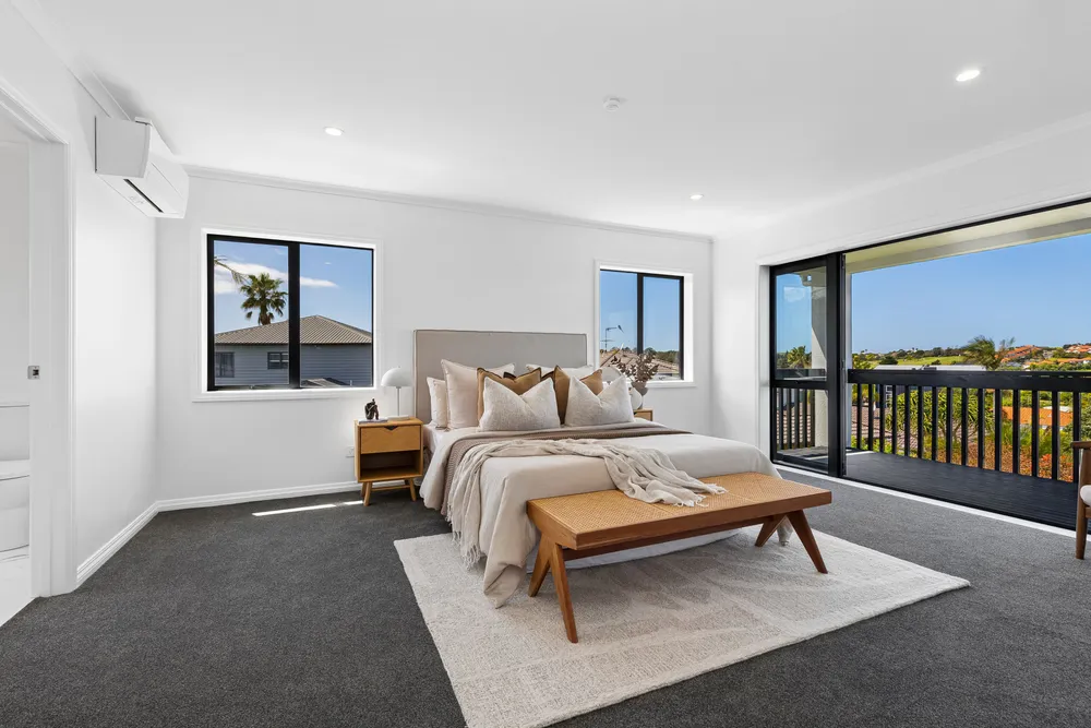 Photos of 20 Admiralty Rise