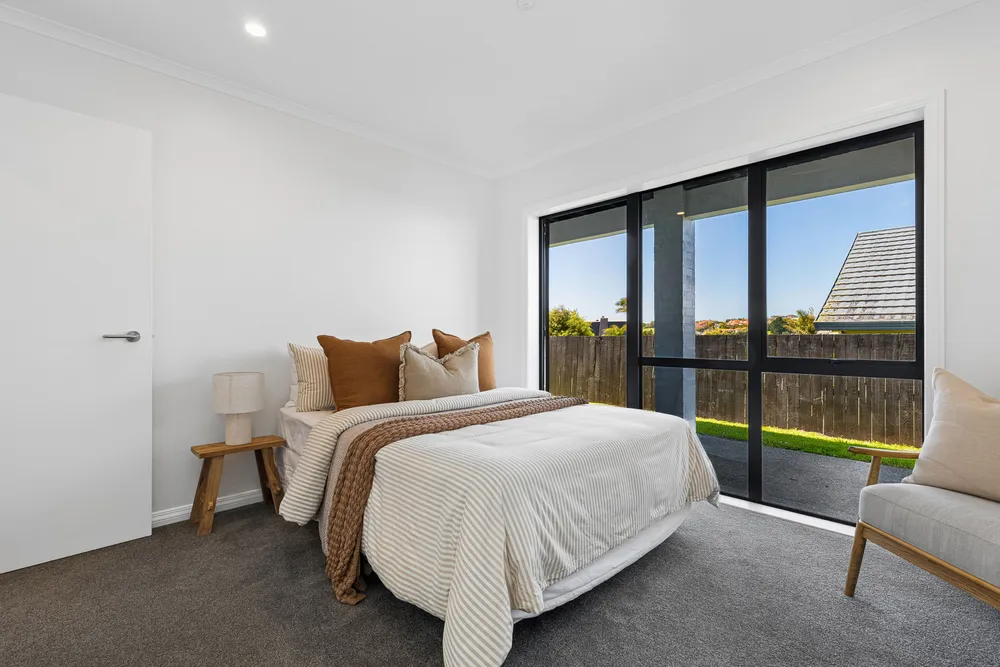 Photos of 20 Admiralty Rise