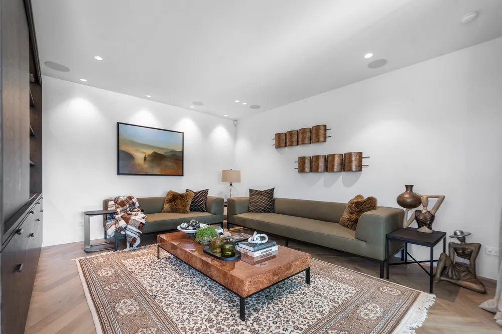 Photos of 24 Holmwood Road