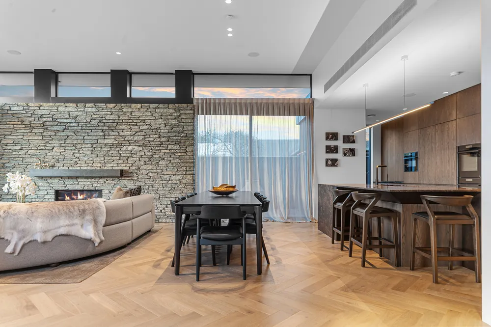 Photos of 24 Holmwood Road