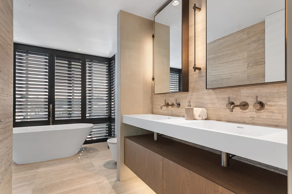Photos of 24 Holmwood Road