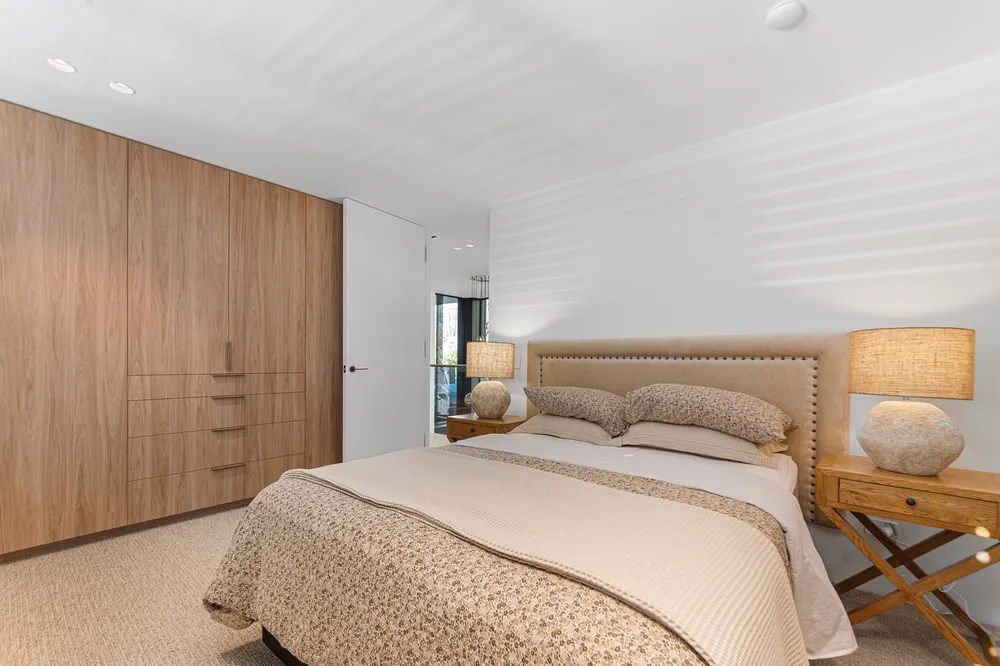 Photos of 24 Holmwood Road