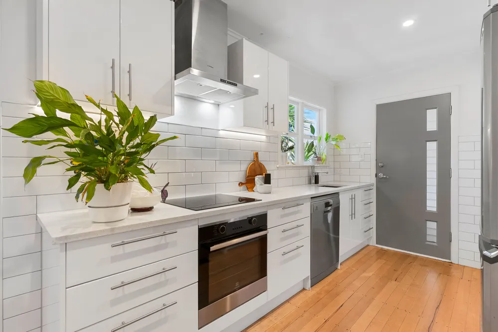 Photos of 9 Fordham Street