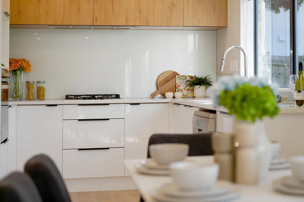 Photos of 1175A Dominion Road