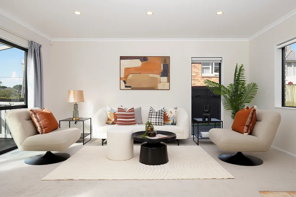 Photos of 1175A Dominion Road