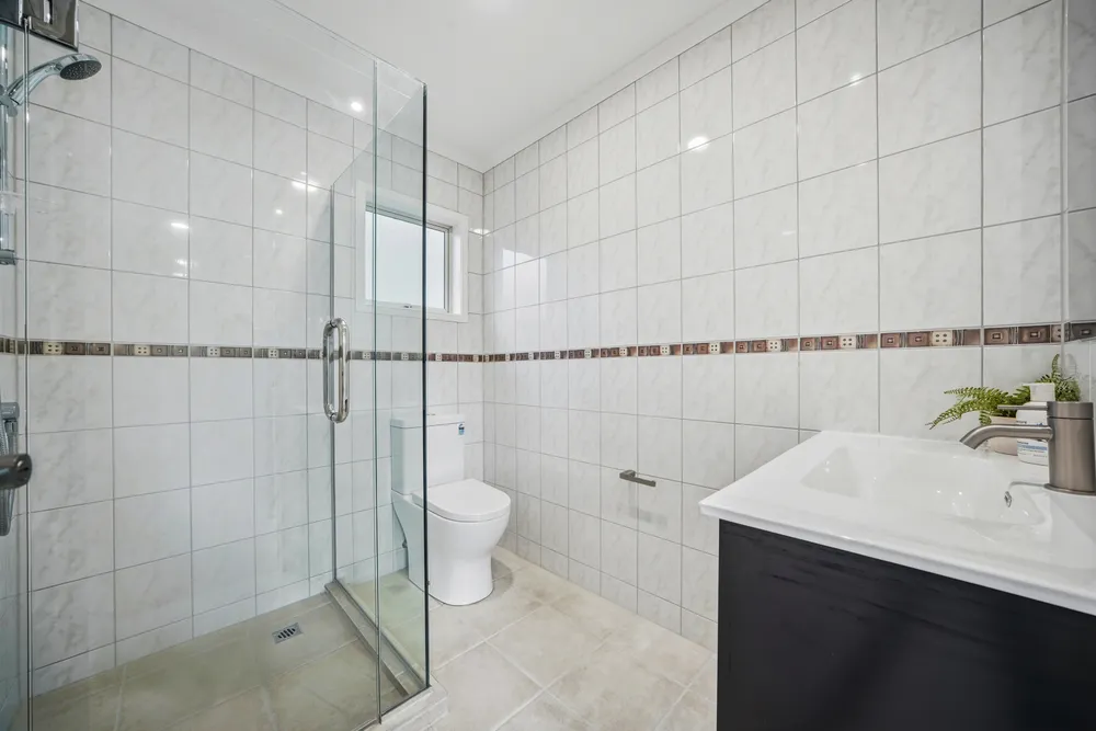 Photos of 32 Pukatea Avenue