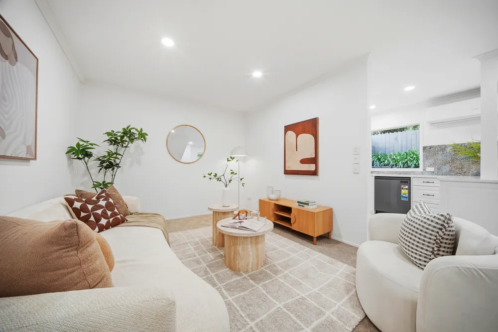 Photos of 32 Pukatea Avenue