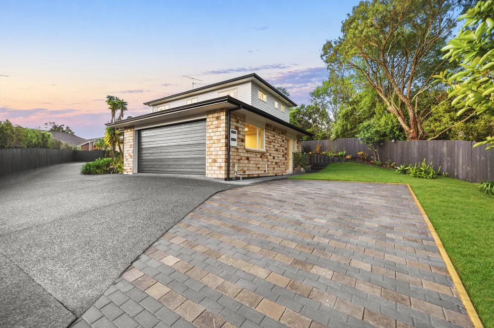 Photos of 32 Pukatea Avenue