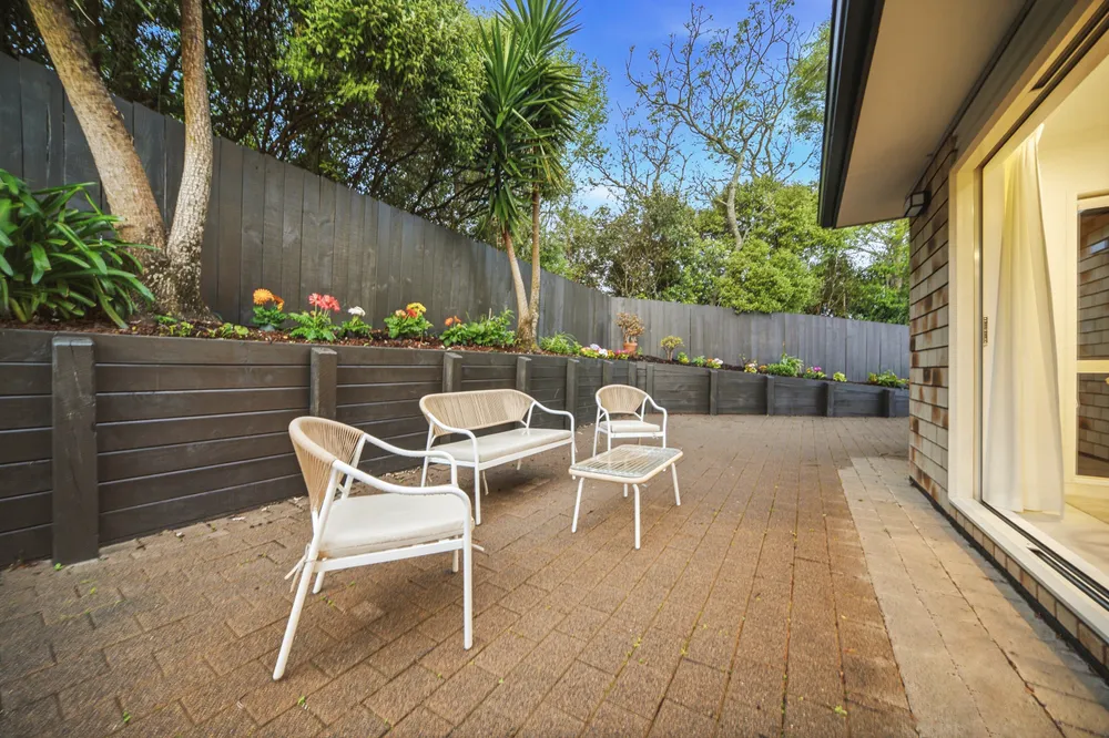 Photos of 32 Pukatea Avenue
