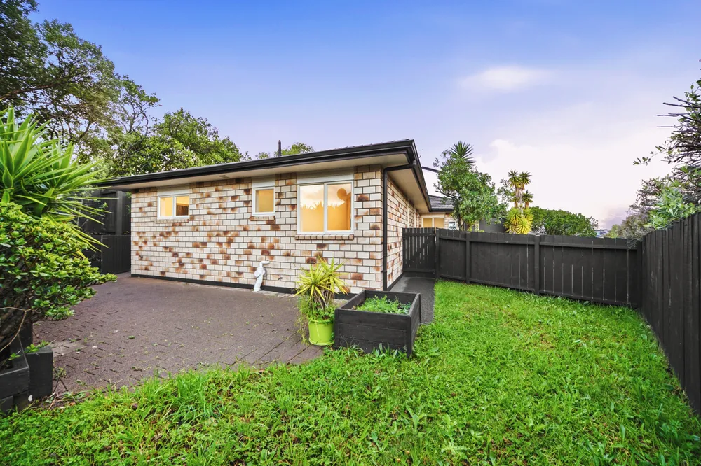 Photos of 32 Pukatea Avenue