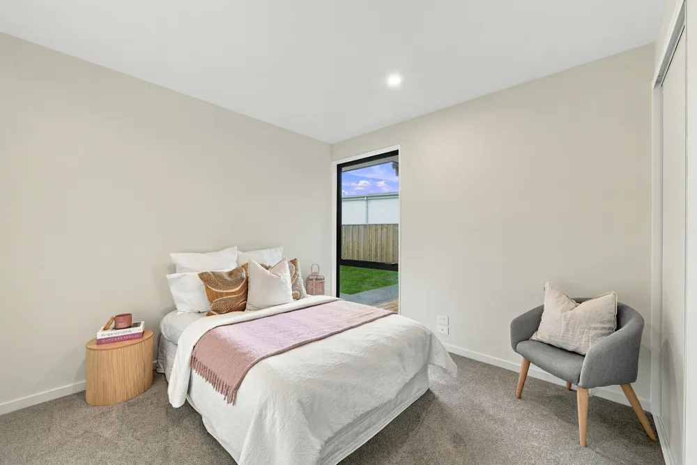 Photos of 24 Kopper Crescent