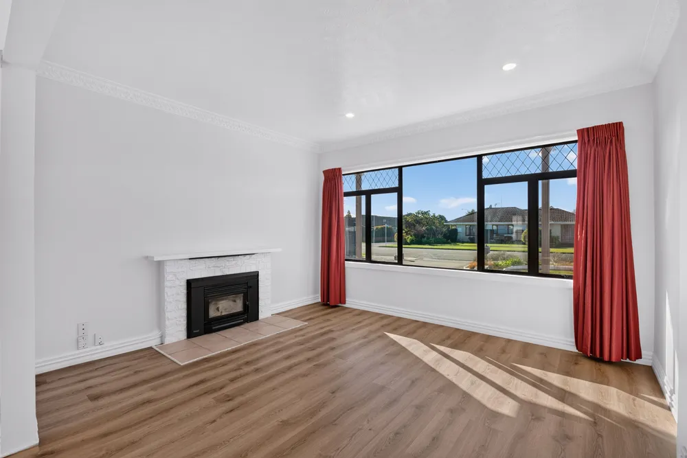 Photos of 32 Auckland Road
