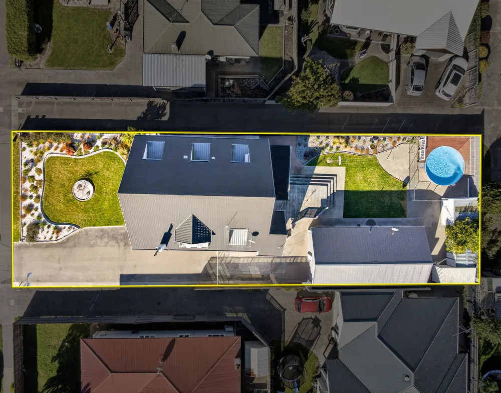 Photos of 32 Auckland Road