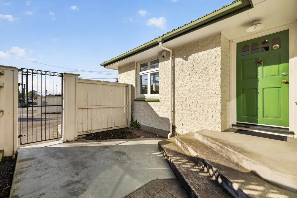 Photos of 43 Hounslow Street