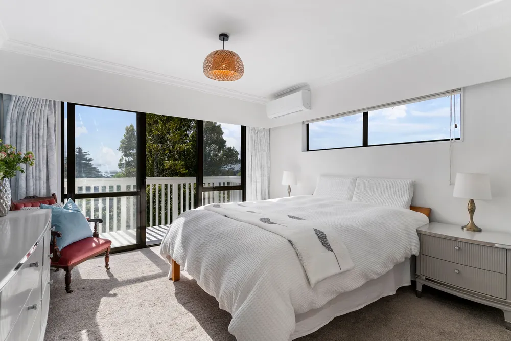 Photos of 25 Coromandel Crescent