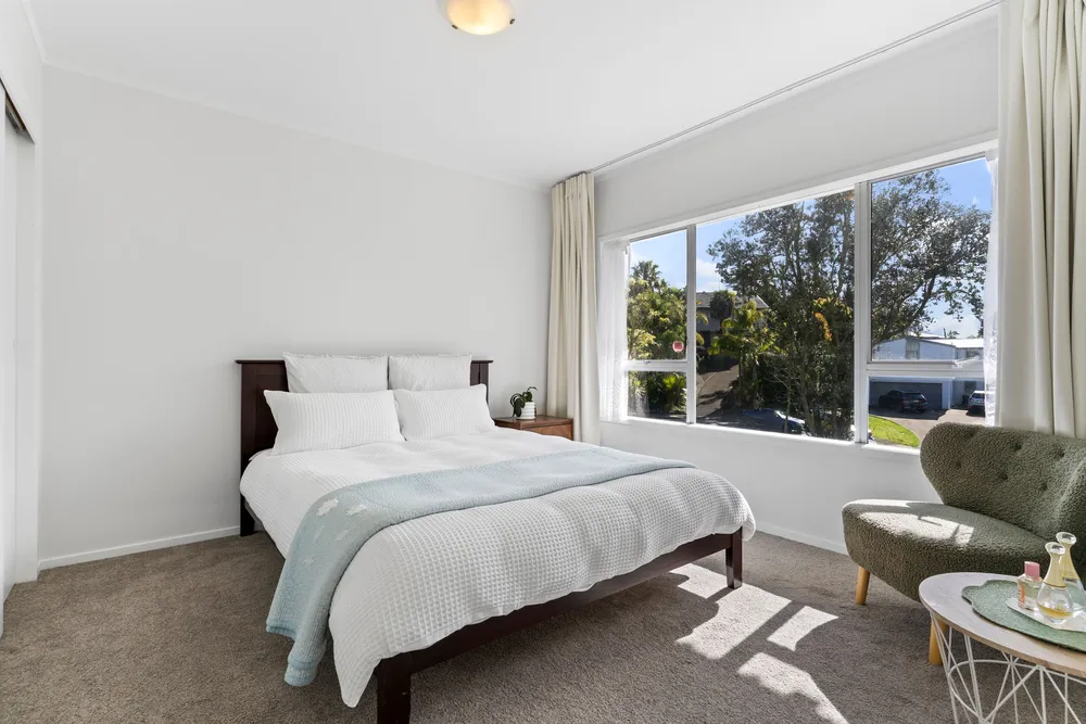 Photos of 25 Coromandel Crescent