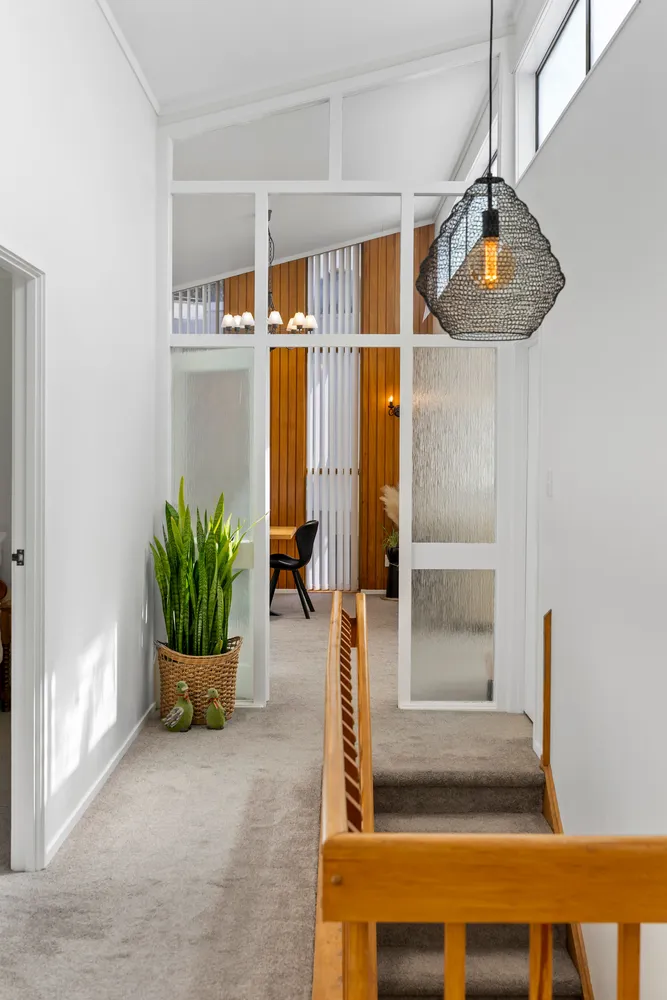 Photos of 25 Coromandel Crescent