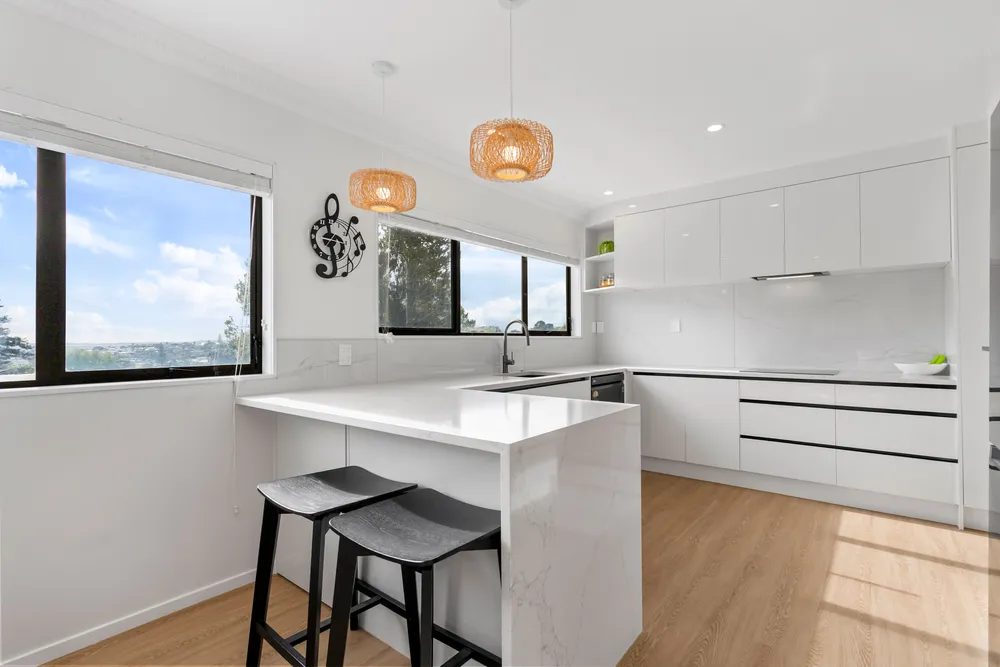 Photos of 25 Coromandel Crescent