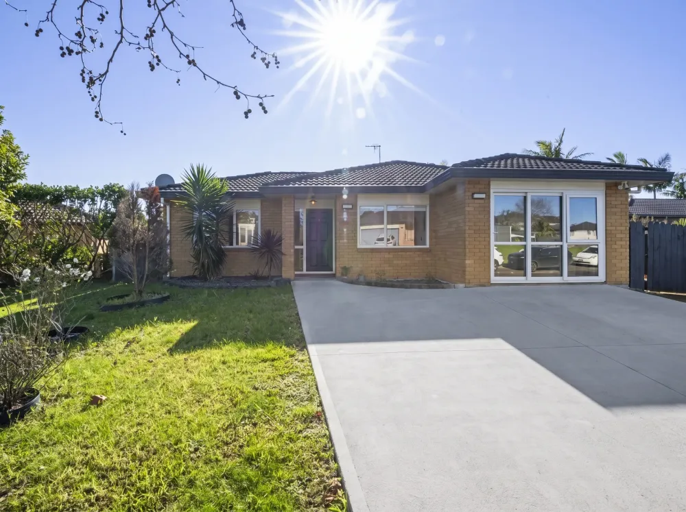 Photos of 27 Teelin Place