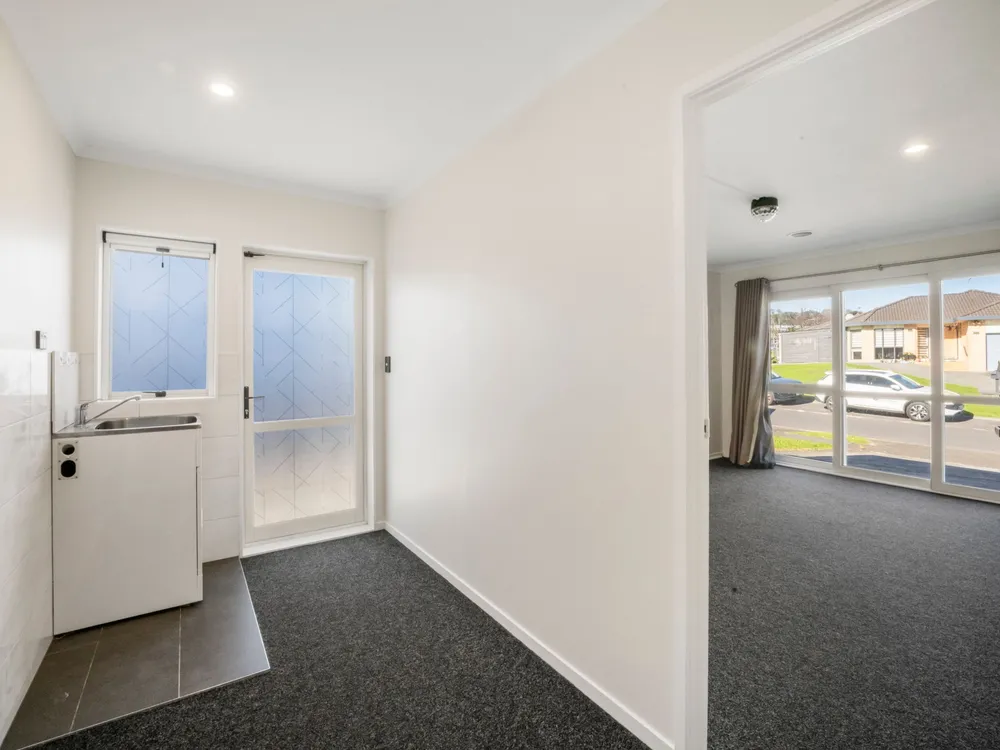 Photos of 27 Teelin Place