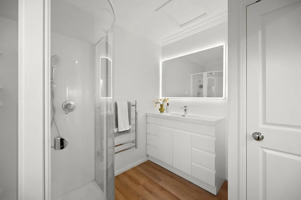 Photos of 33 Bartholomew Drive