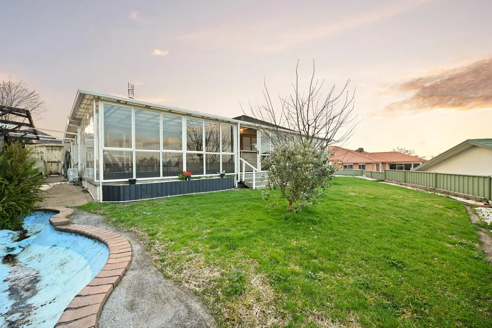 Photos of 33 Bartholomew Drive