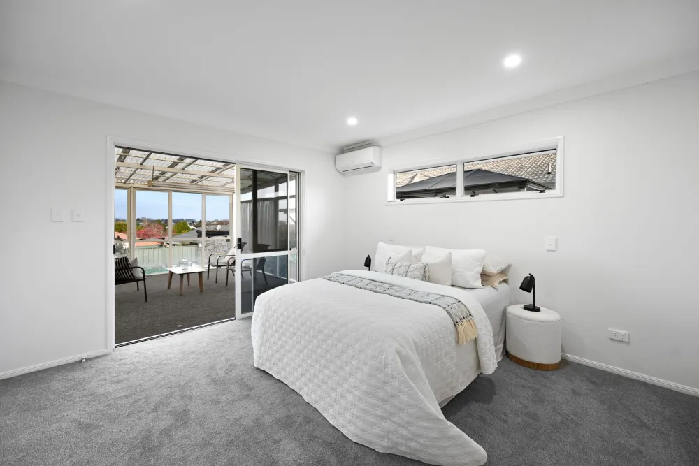 Photos of 33 Bartholomew Drive