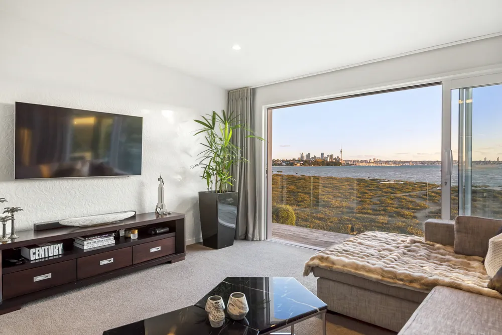 Photos of 3/30A Walter Street