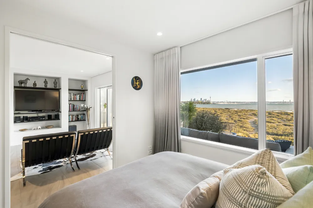 Photos of 3/30A Walter Street