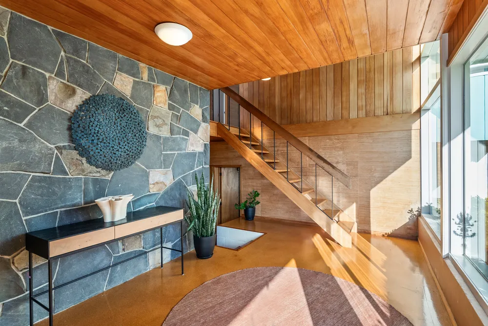 Photos of 8 Kirkmay Place