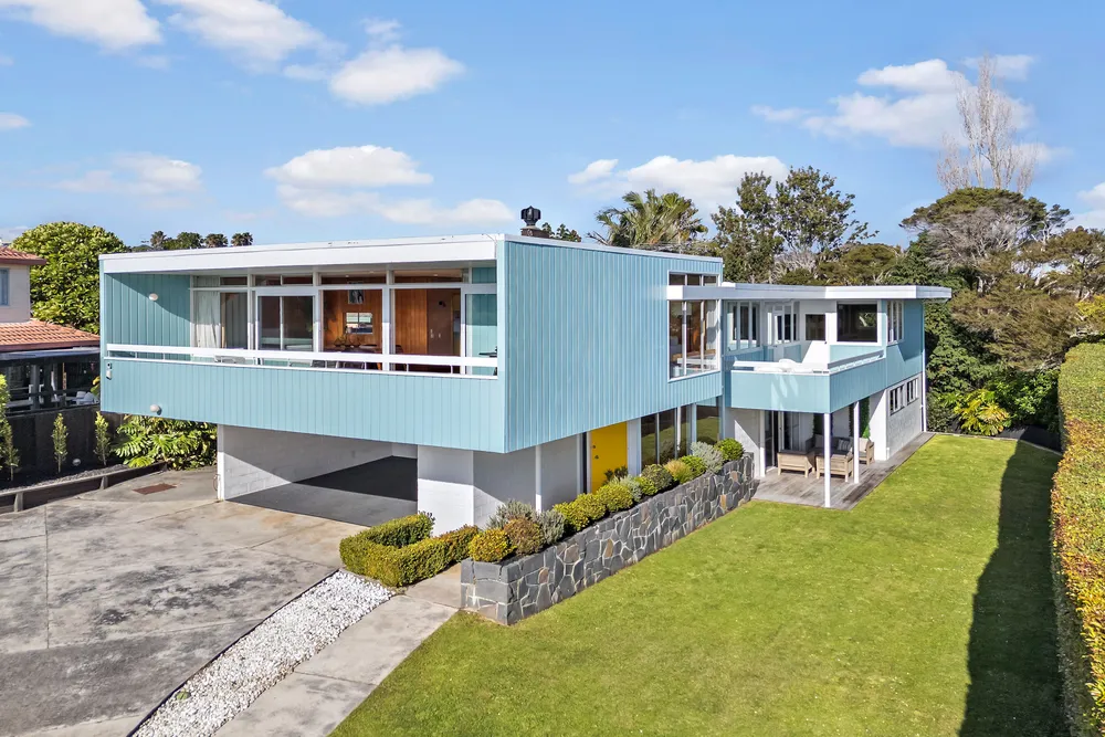Photos of 8 Kirkmay Place