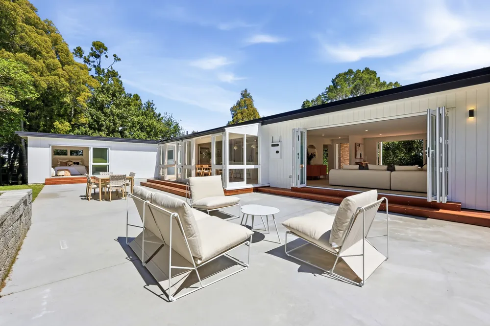 Photos of 24 Arcadia Crescent
