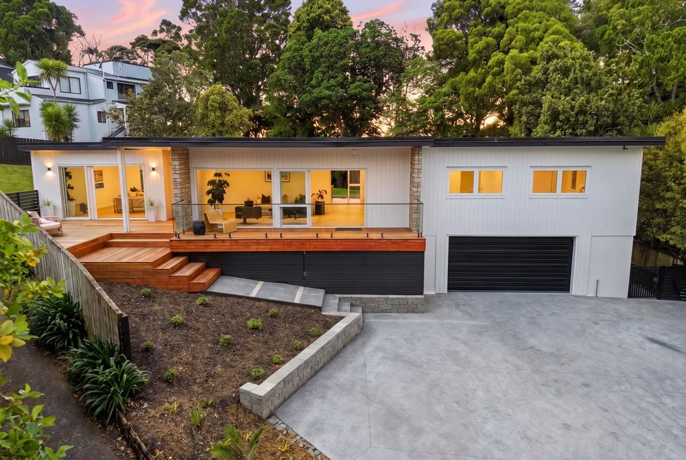 Photos of 24 Arcadia Crescent