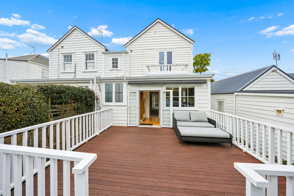 Photos of 91 Brighton Road