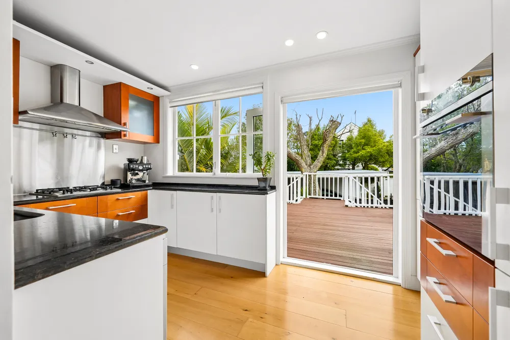 Photos of 91 Brighton Road