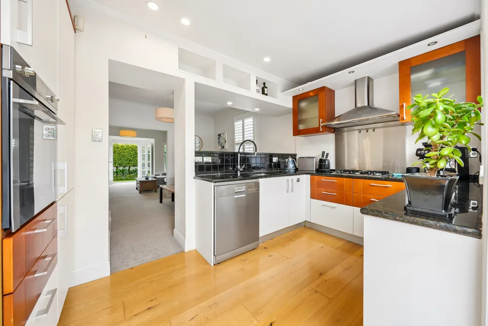 Photos of 91 Brighton Road