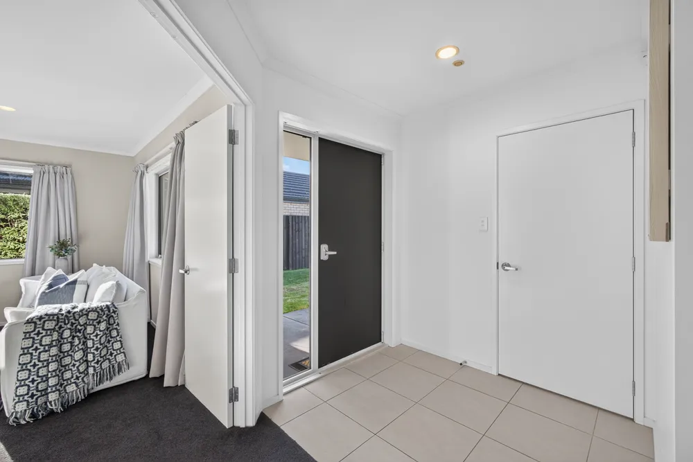Photos of 14 Tosland Street