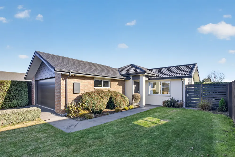 Photos of 14 Tosland Street