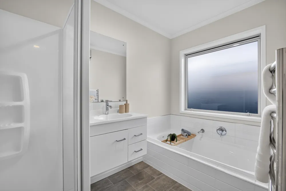 Photos of 14 Tosland Street