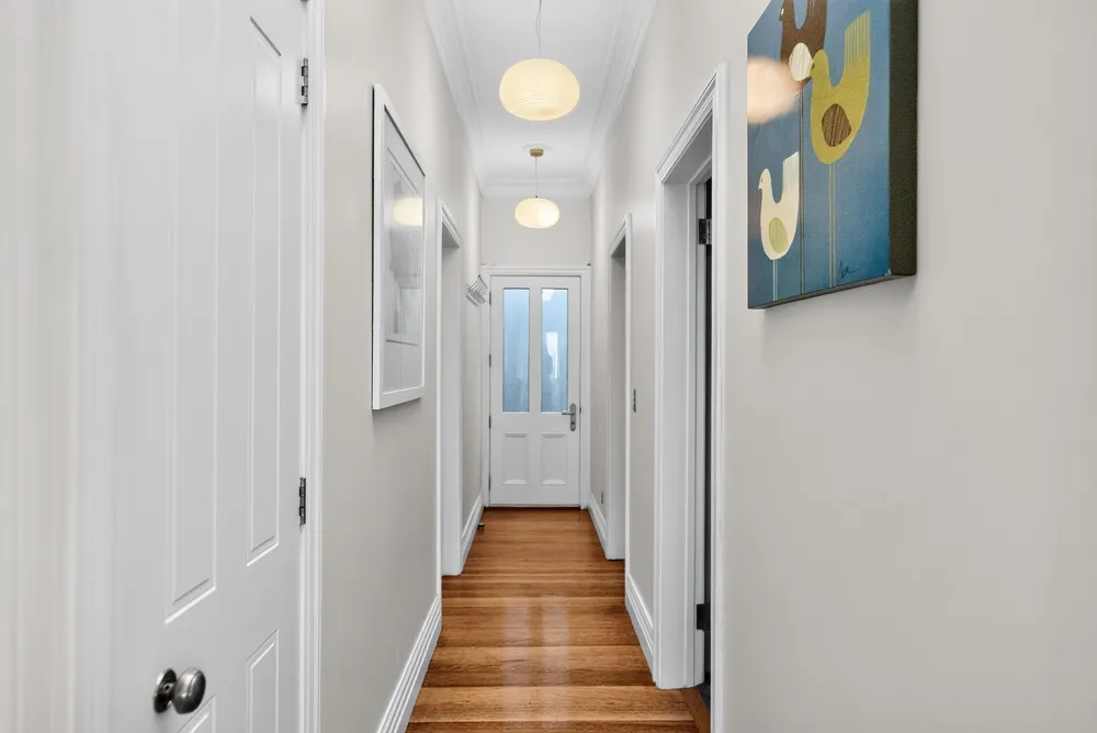 Photos of 283A Muritai Road