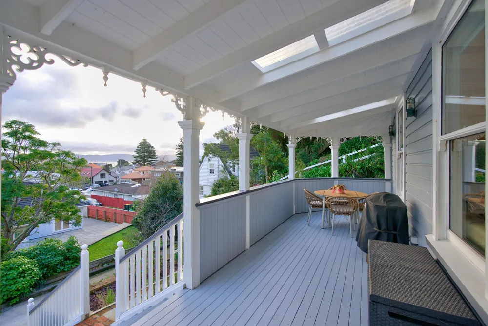 Photos of 283A Muritai Road