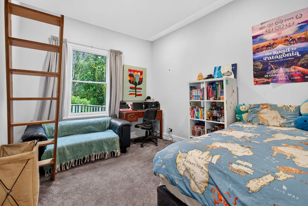 Photos of 283A Muritai Road
