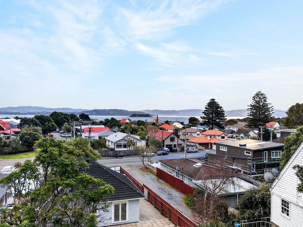 Photos of 283A Muritai Road