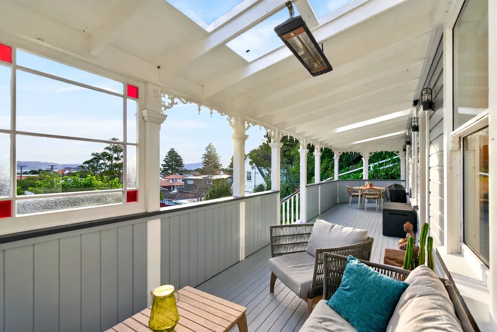 Photos of 283A Muritai Road