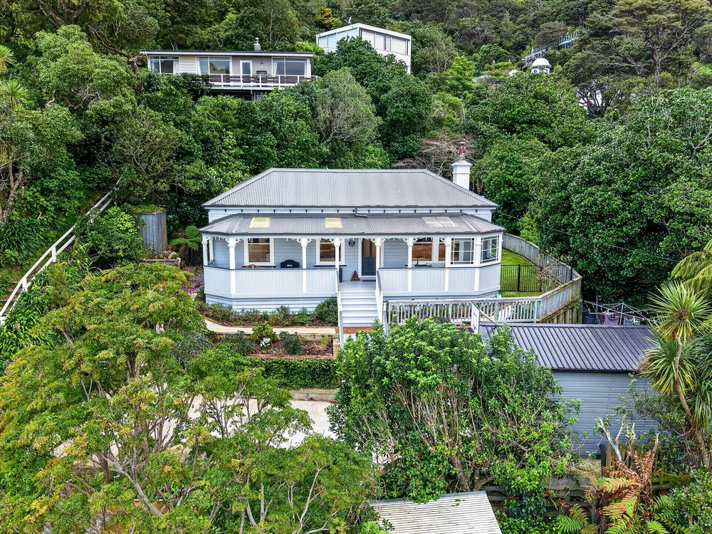 Photos of 283A Muritai Road