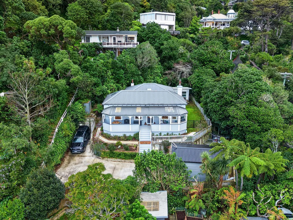 Photos of 283A Muritai Road