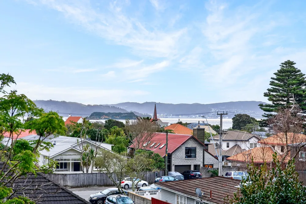 Photos of 283A Muritai Road