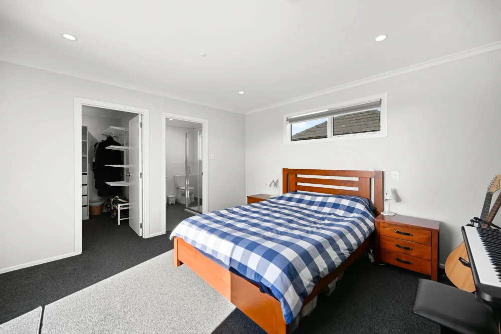 Photos of 57 Masefield Drive