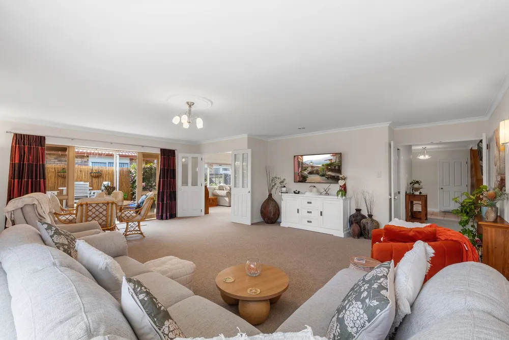 Photos of 40 Fahey Avenue